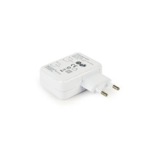 Polnilec 4xUSB 3.1A bel - slika 5